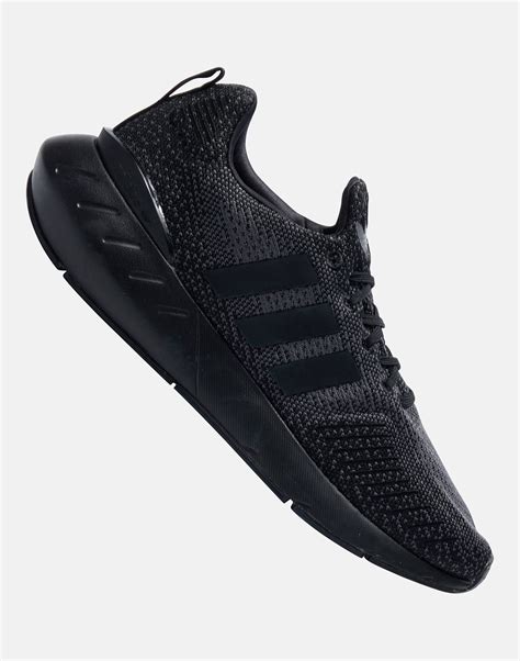 adidas originals swift run in black|adidas originals swift run 22.